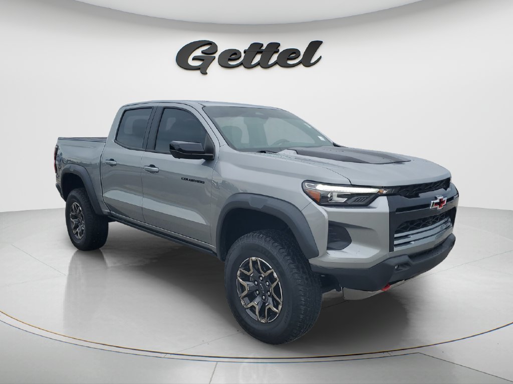 Used 2023 Gray Chevrolet ZR2 image 3