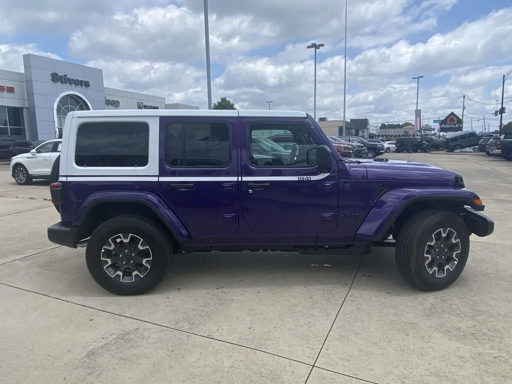 New 2026 Reign Exterior Paint Jeep Sahara image 8