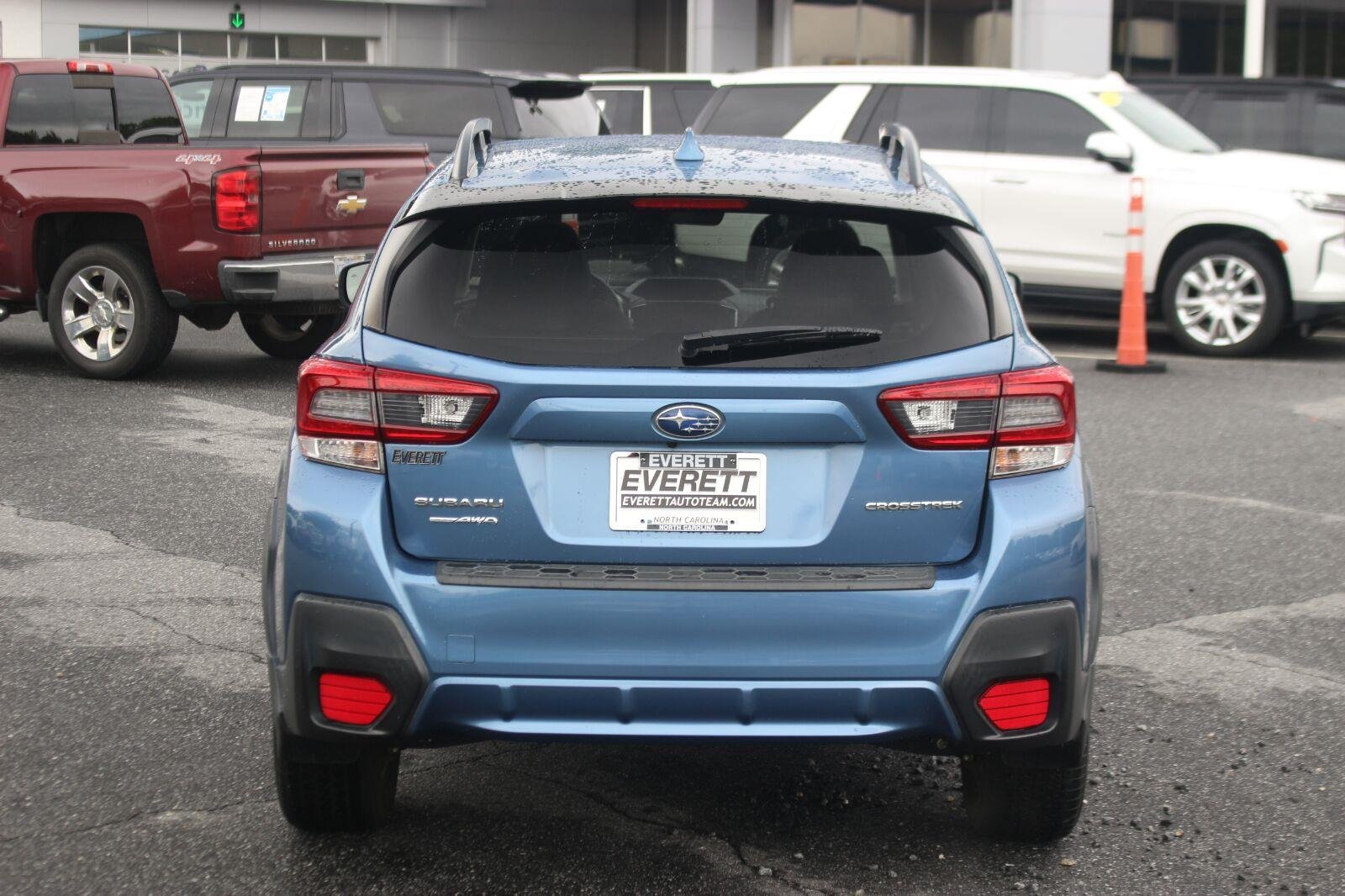 Used 2021 Black Subaru Premium image 6