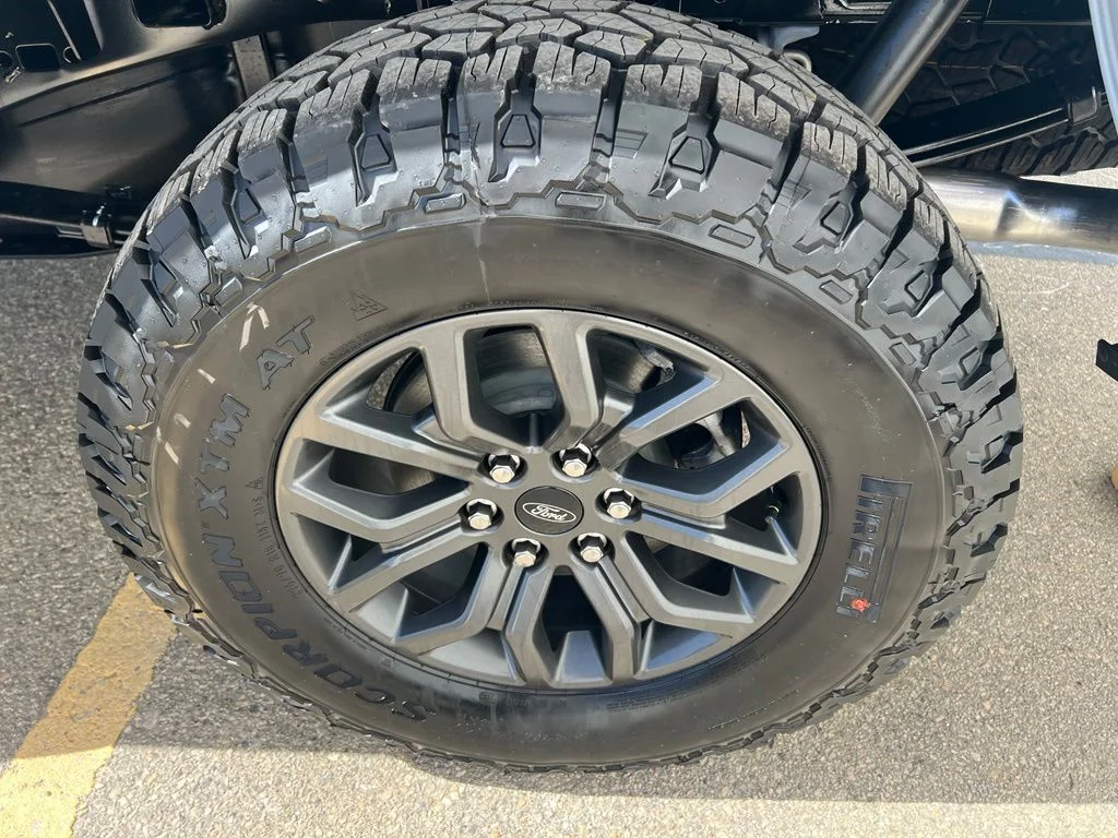 New 2026 Oxford White Ford Tremor® image 38