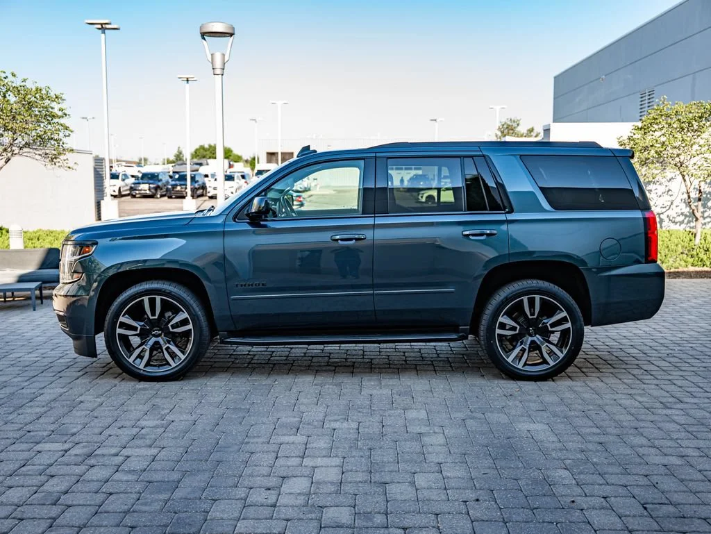 Used 2019 Shadow Gray Metallic Chevrolet Premier image 8