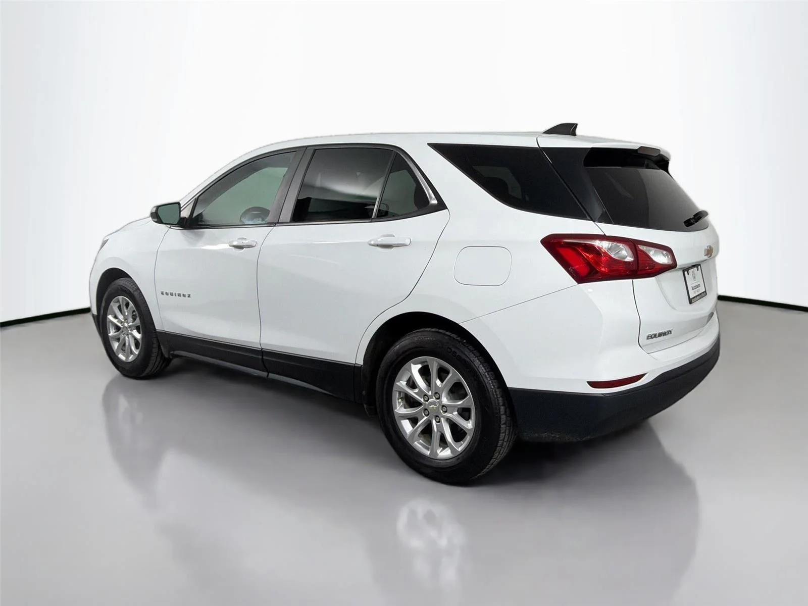 Used 2021 Summit White Chevrolet LS image 7