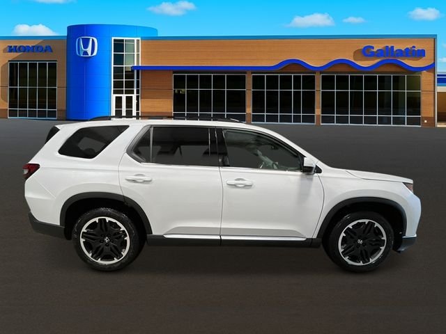 New 2026 Platinum White Pearl Honda Touring image 8