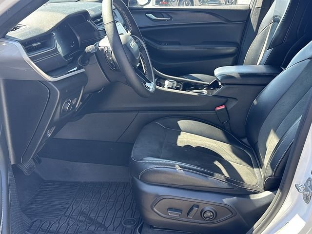 2023 Jeep Grand Cherokee Altitude - Photo 18
