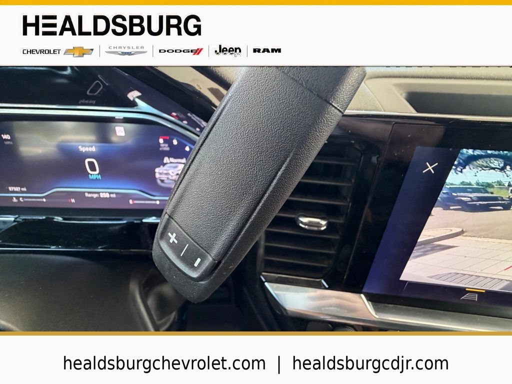 Used 2025 Sterling Gray Metallic Chevrolet LT image 23