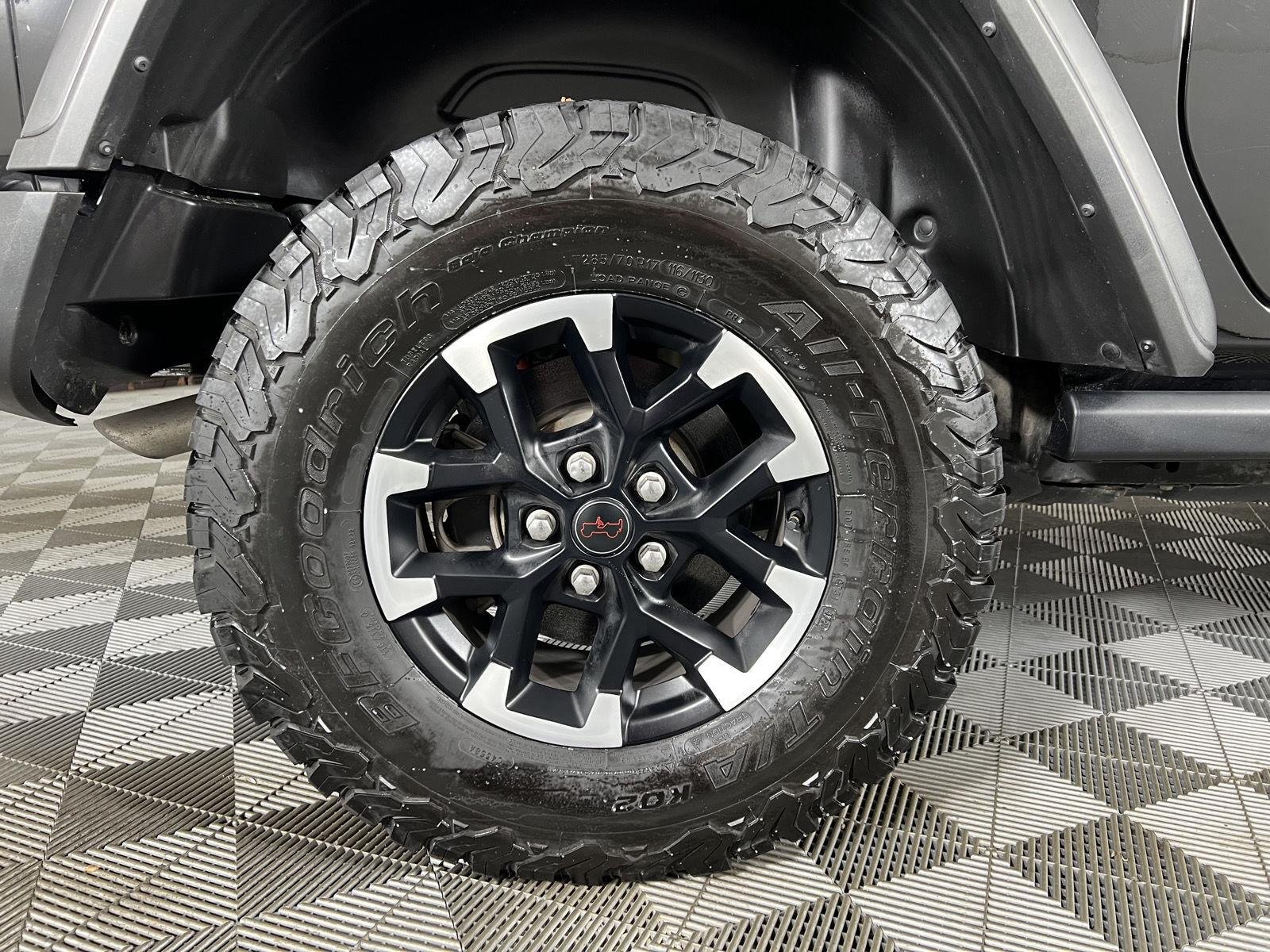 Used 2024 Black Clearcoat Jeep Rubicon image 10
