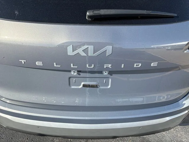 Used 2024 Silver Kia SX image 15