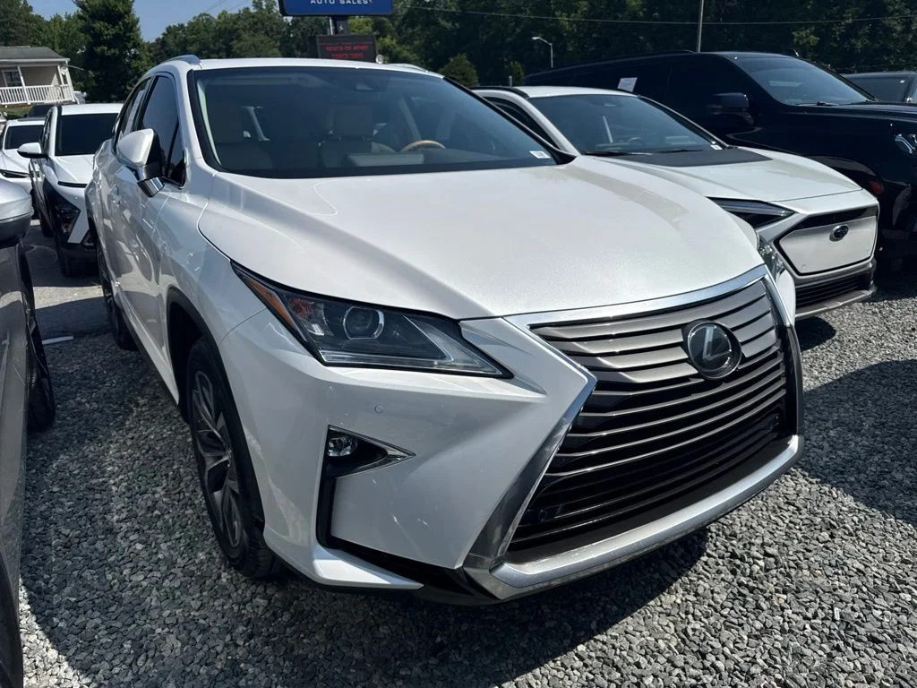 Used 2017 White Lexus 350 image 2