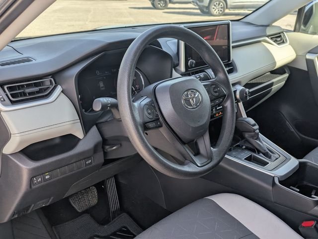 Used 2025 Silver Sky Metallic Toyota XLE image 32