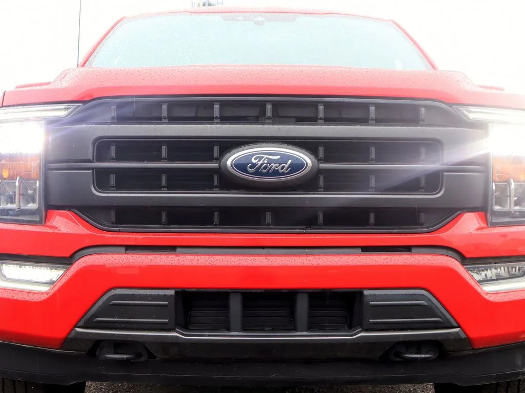 Used 2021 Race Red Ford LARIAT image 29
