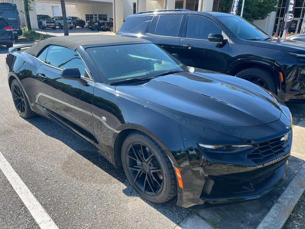 Used 2023 Black Chevrolet 1LT image 2