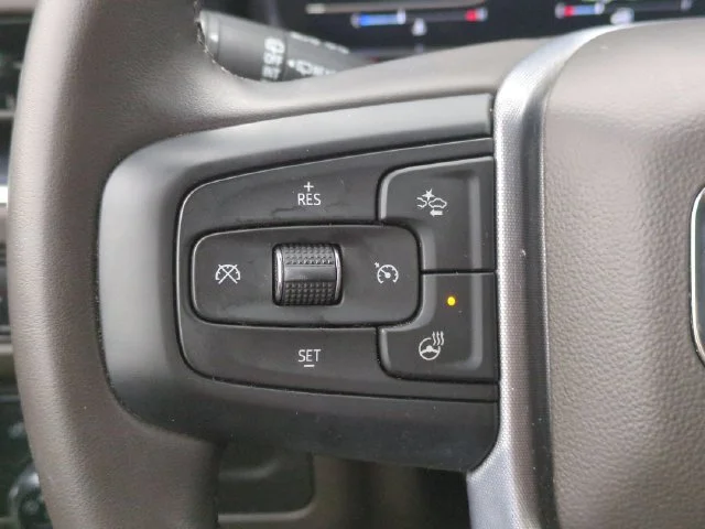 Used 2023 Silver GMC SLT image 17