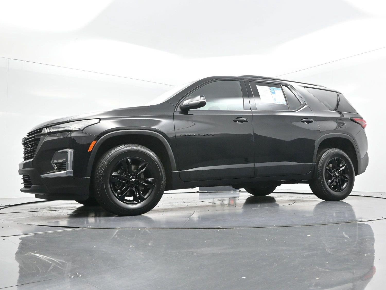 Used 2023 Mosaic Black Metallic Chevrolet LT Cloth image 47