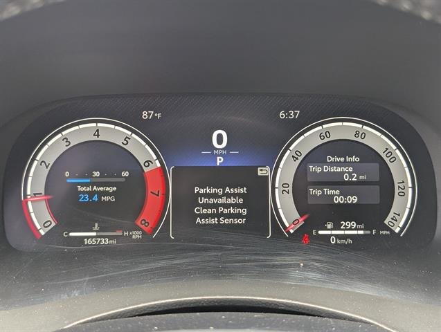 Used 2023  Toyota Platinum image 28