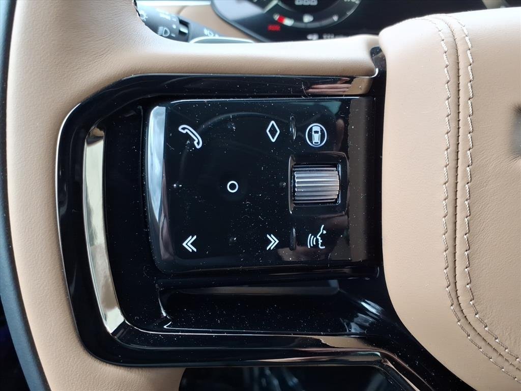 New 2026 Varesine Blue LAND ROVER Dynamic SE image 10