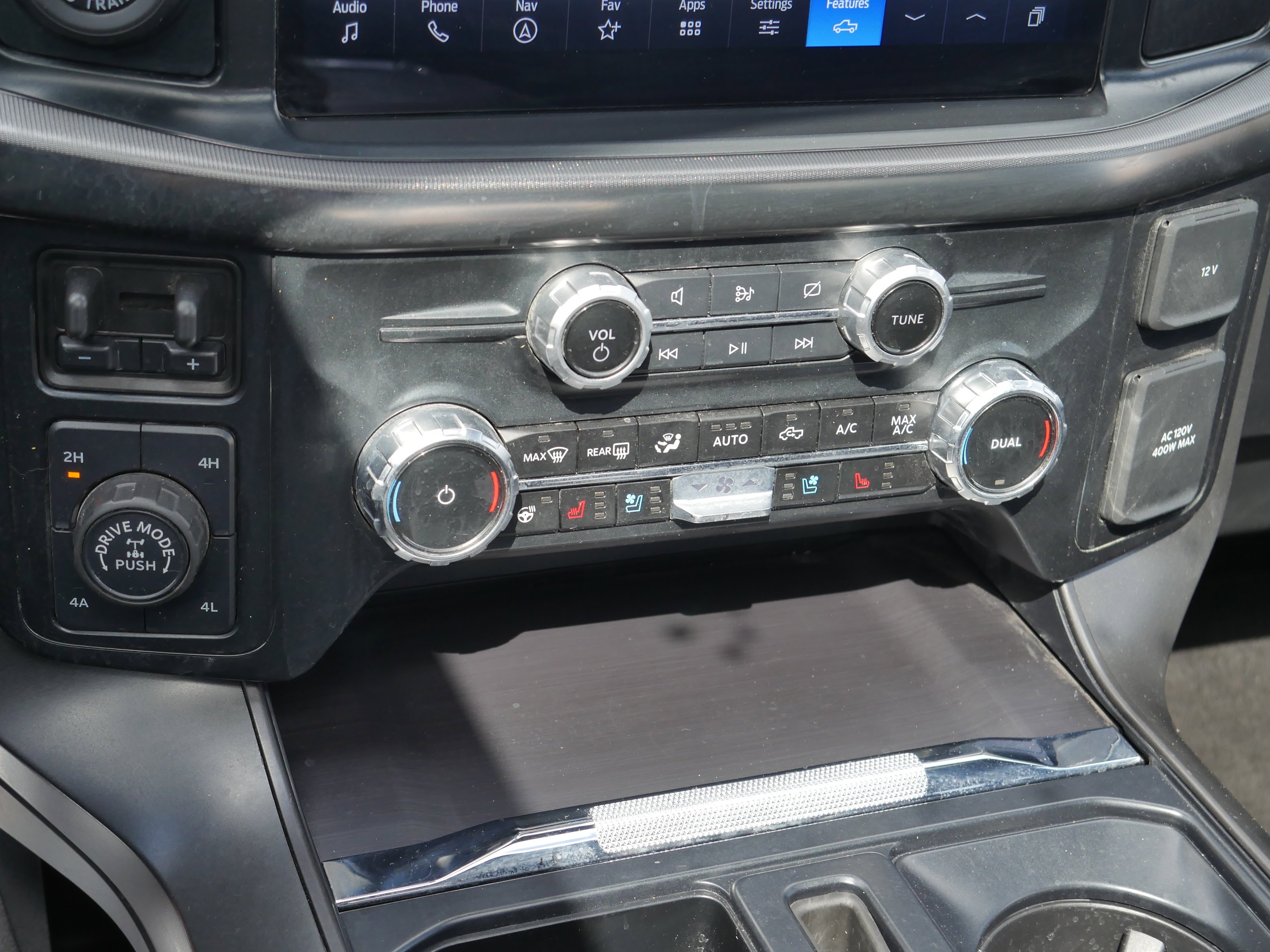 2024 Ford F-150 Lariat - Photo 17