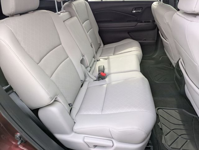 Used 2020 Red Honda EX-L image 19