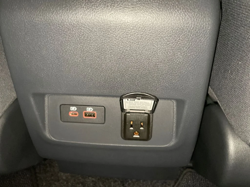 New 2026 Glacier White Nissan Crew Cab SV image 24