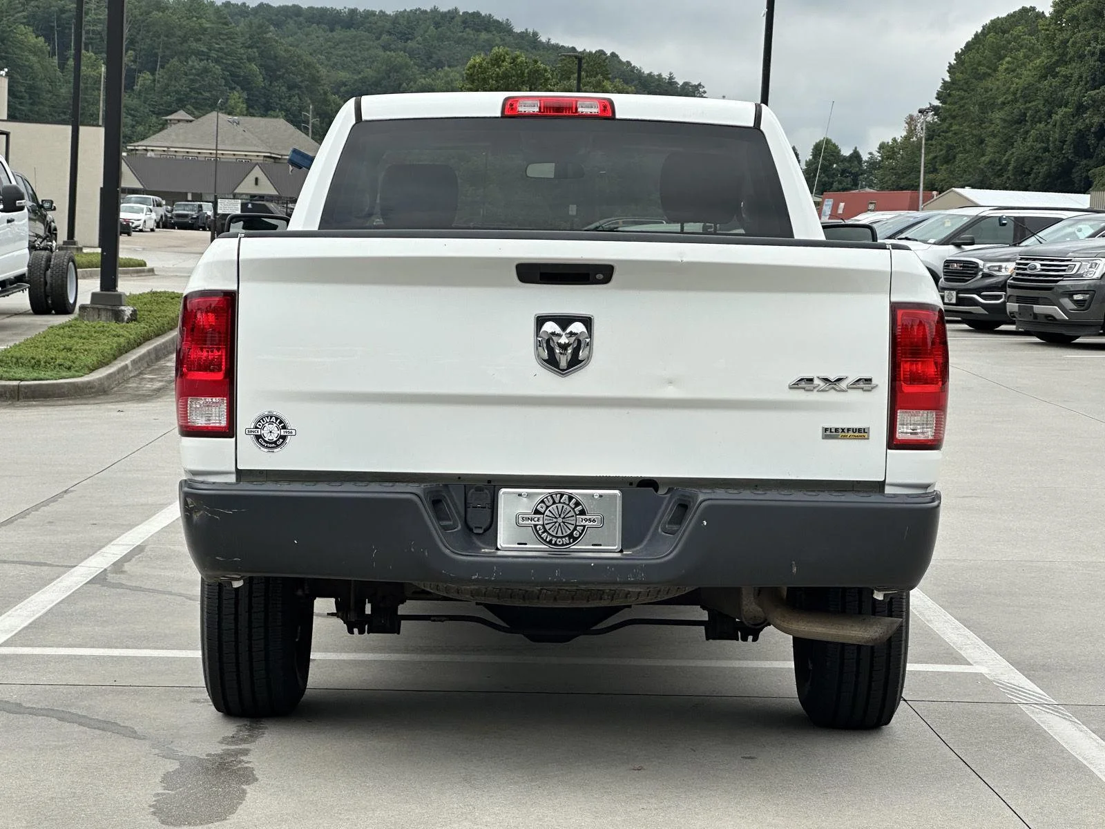 Used 2017 Bright White Clearcoat Ram Tradesman image 6
