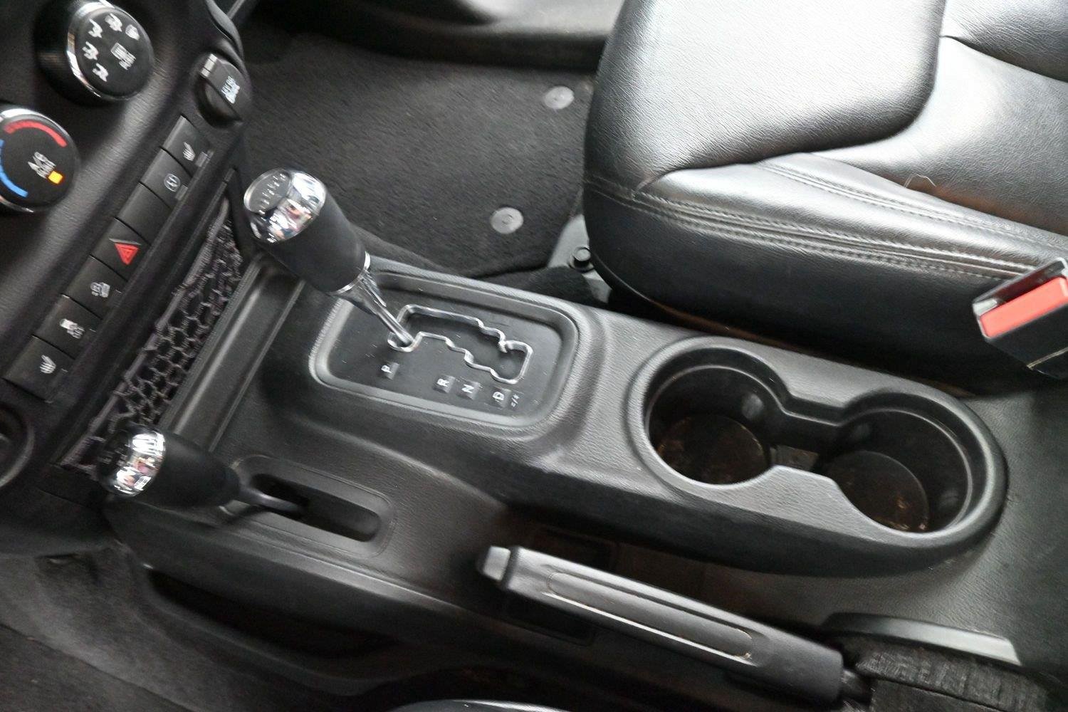 Used 2016 Granite Crystal Metallic Jeep Rubicon image 22