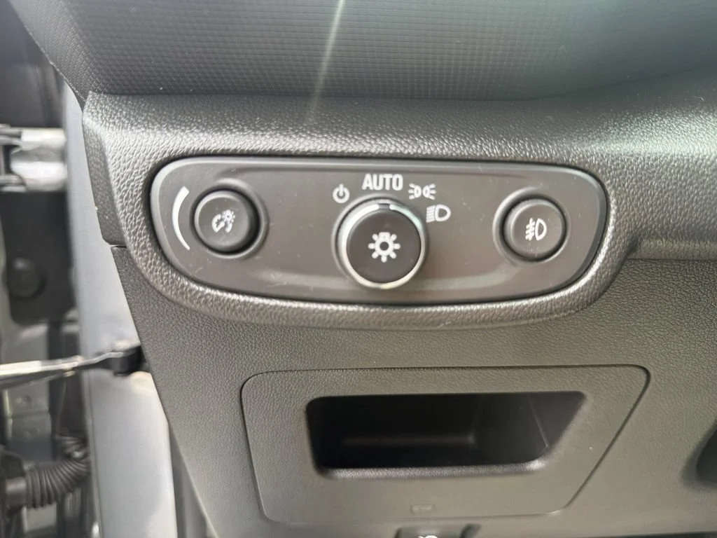 Used 2023 STERLING GRAY METALLIC Chevrolet RS image 34
