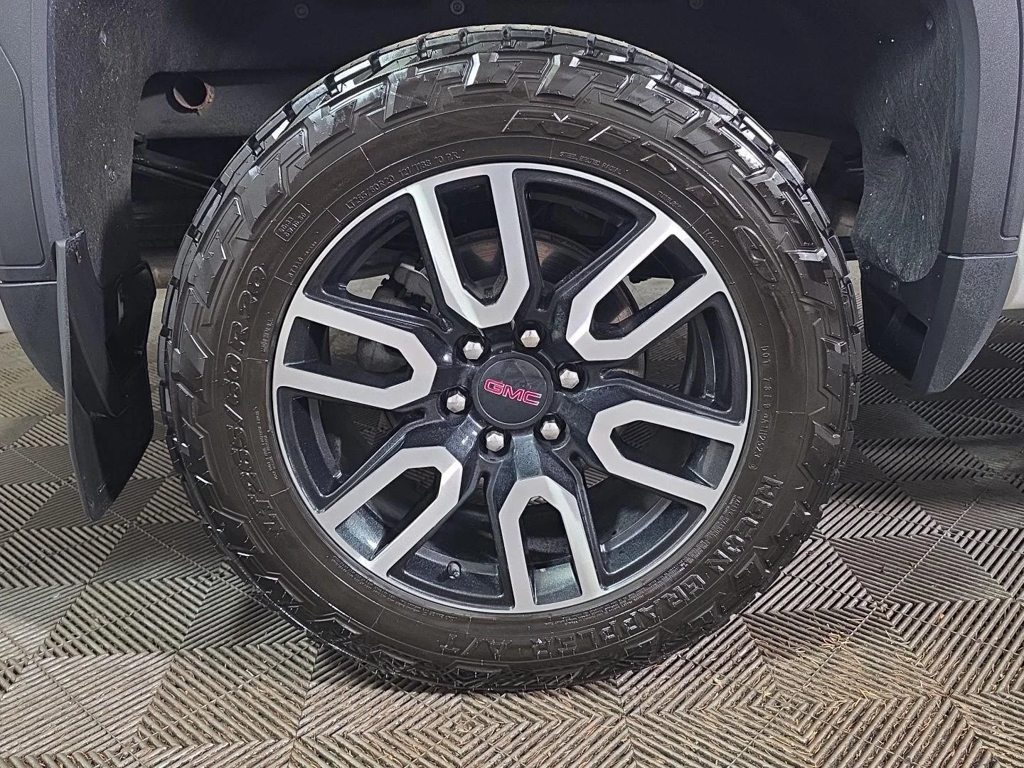 Used 2024 Summit White GMC AT4 image 2