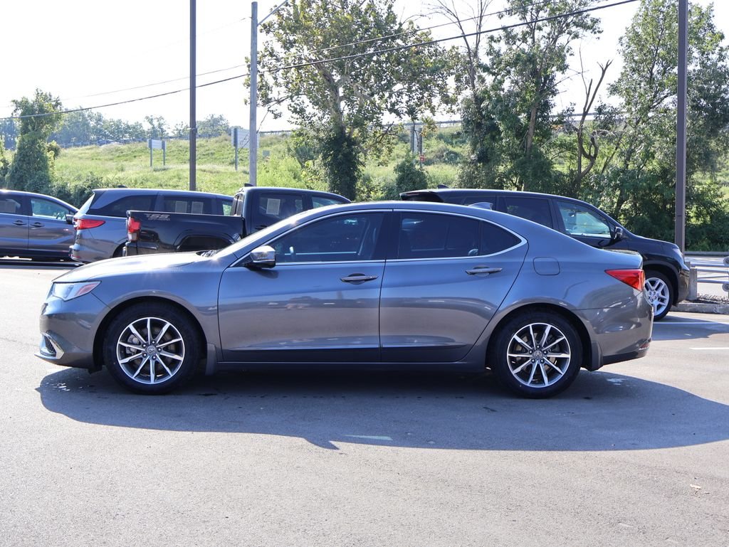 Used 2019  Acura 2.4L image 4