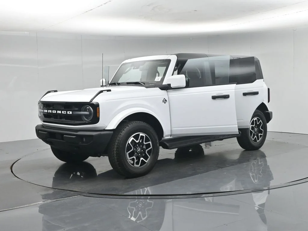 New 2026 White Ford Outer Banks image 28