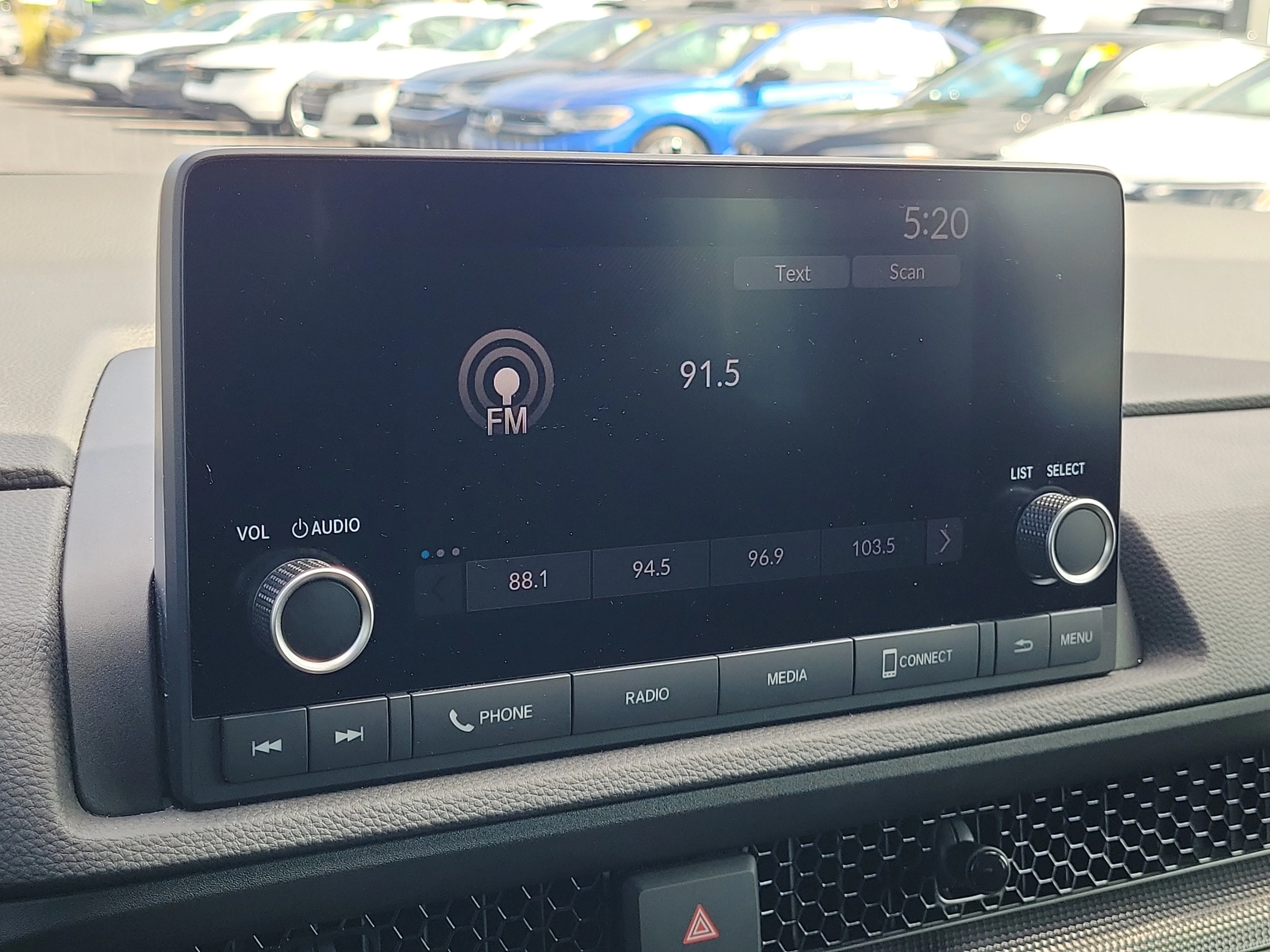 2024 Honda CR-V LX - Photo 23