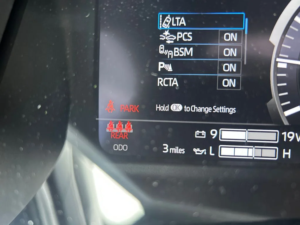 2026 Toyota Tundra Limited - Photo 10