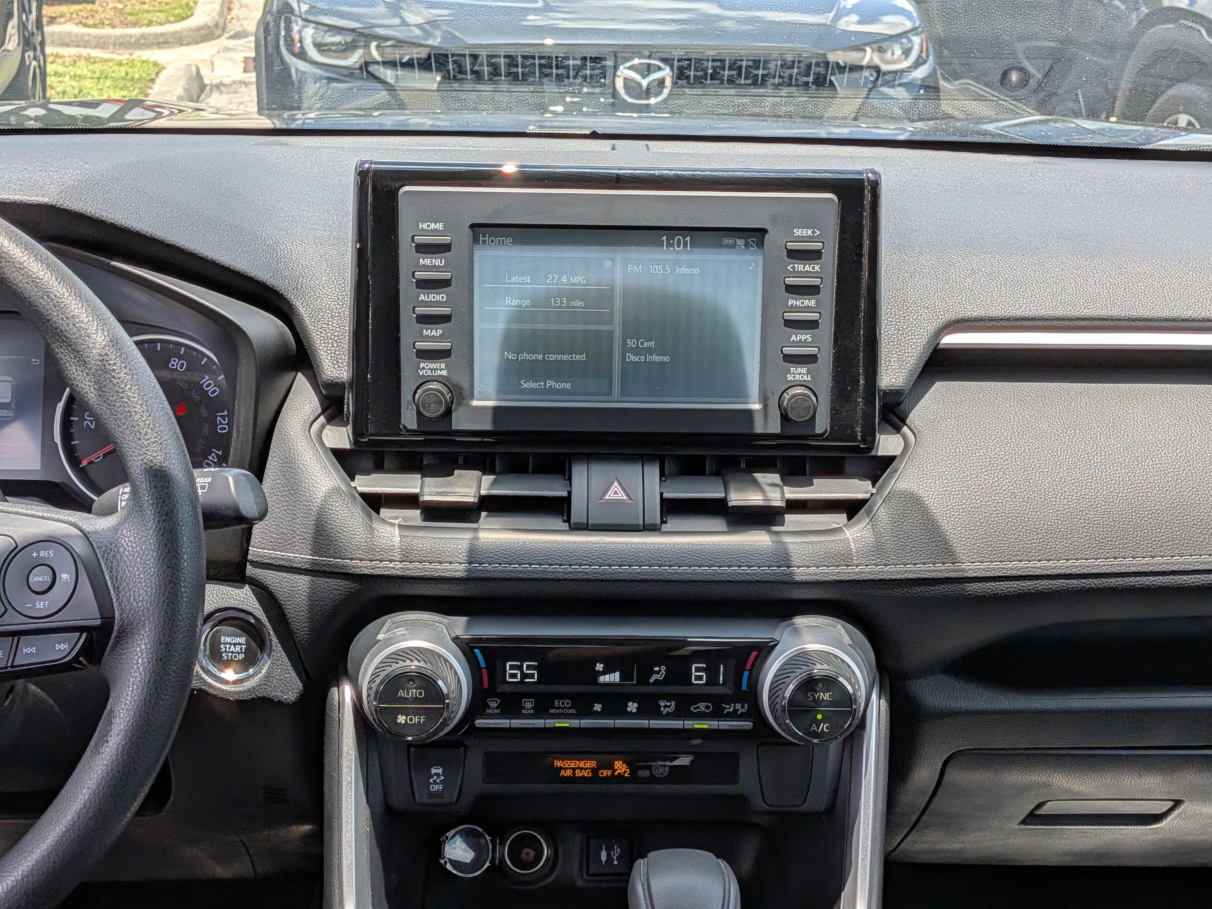 2019 Toyota RAV4 XLE - Photo 19