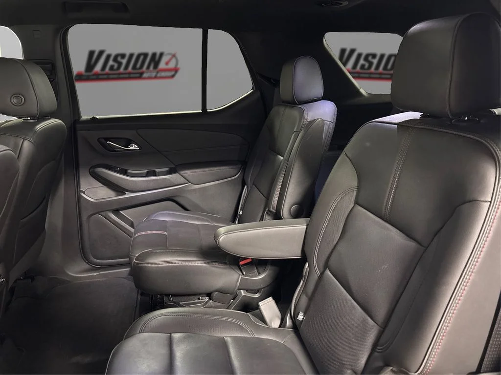 Used 2023 Gray Chevrolet RS image 10