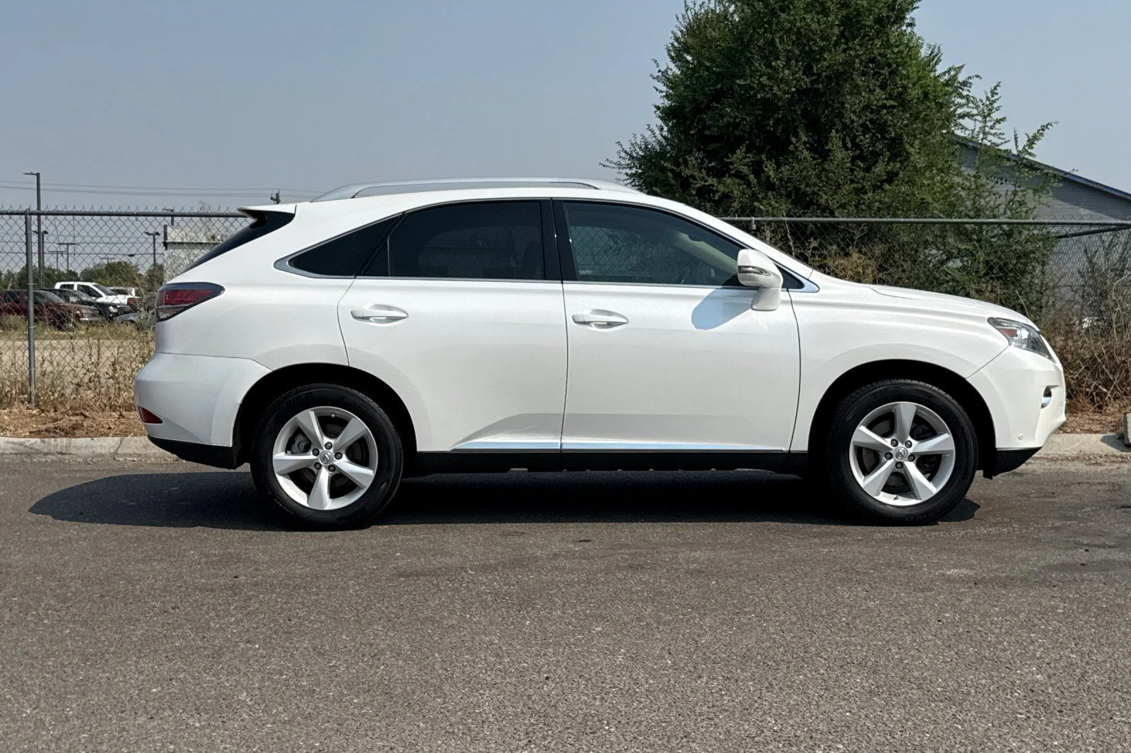 Used 2015 White Lexus 350 image 2