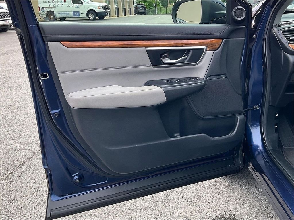Used 2018 Obsidian Blue Honda EX image 9