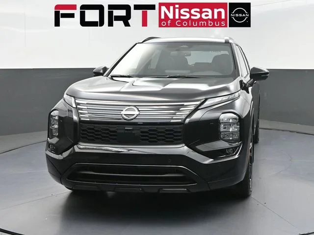 New 2026 Black Nissan Platinum image 2