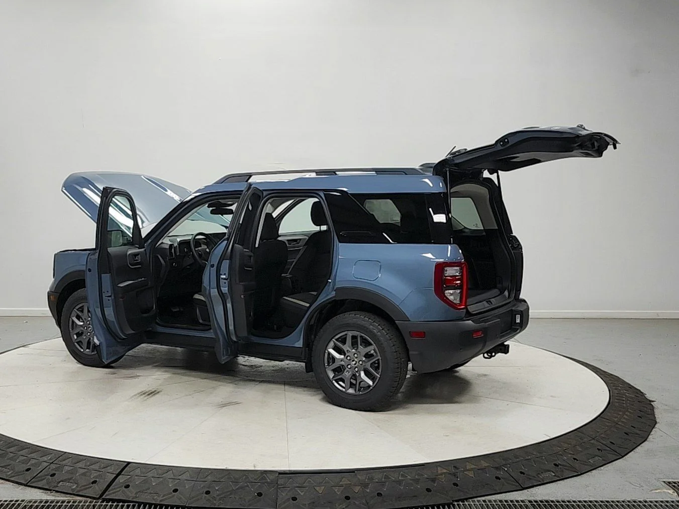 New 2026 Azure Gray Metallic Tri-Coat Ford Big Bend® image 13