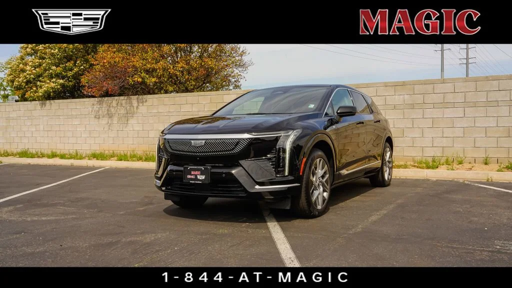 2026 Cadillac Optiq Luxury's photo