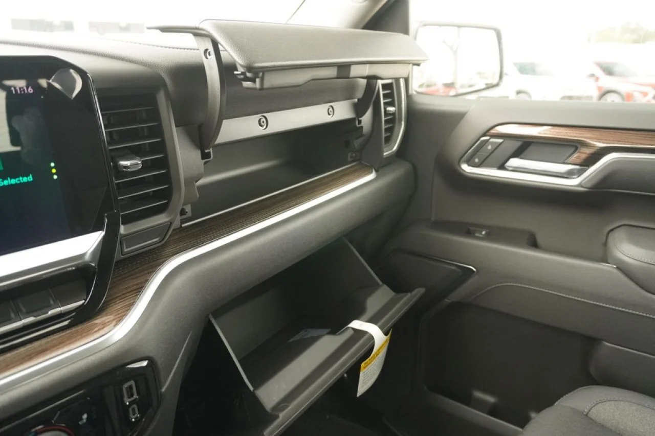 2026 Chevrolet Silverado 1500 LT - Photo 33