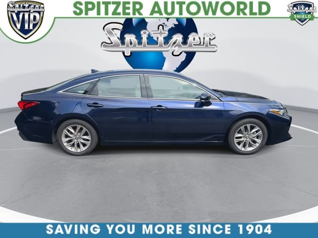 Used 2021  Toyota XLE image 10