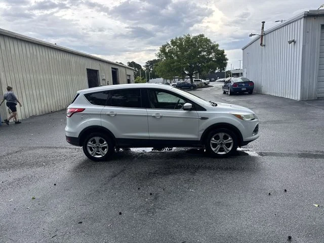 Used 2014 White Ford SE image 4
