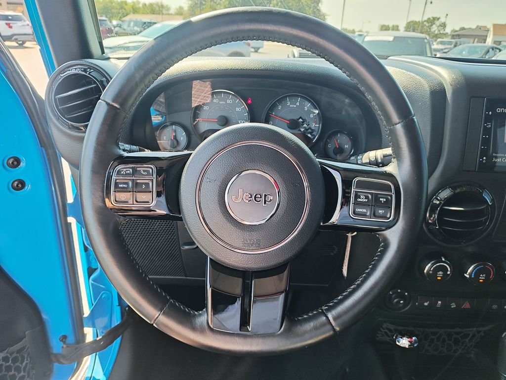 Used 2017 Blue Jeep Sahara image 16