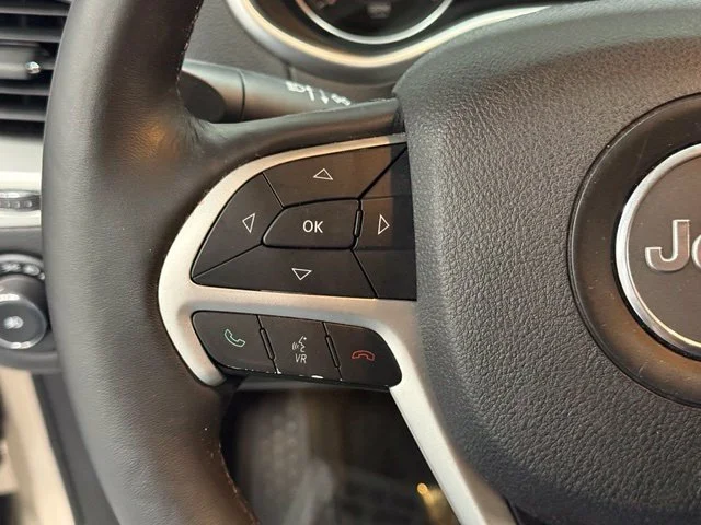 Used 2015 Beige Jeep Limited image 15