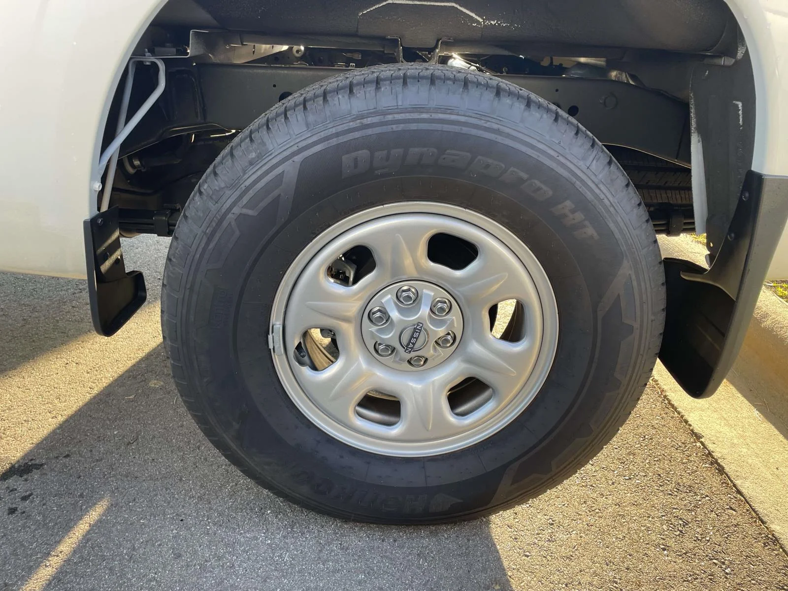 Used 2026 Glacier White Nissan S image 5