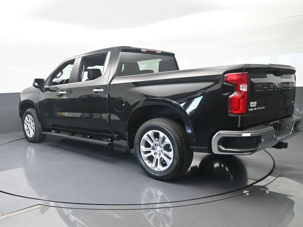 Used 2026 Black Chevrolet LTZ image 4