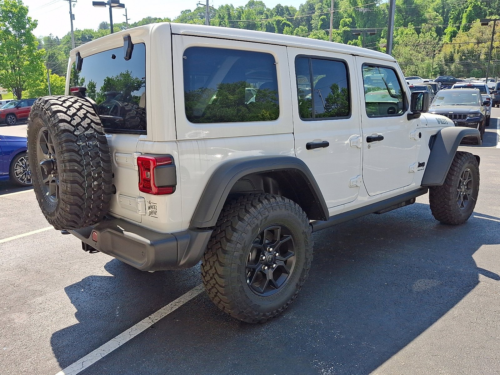 New 2026 Bright White Clear-Coat Exterior Paint Jeep Willys image 3