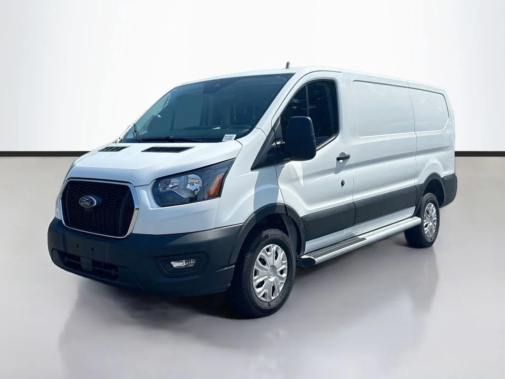 Used 2025 White Ford Base image 7