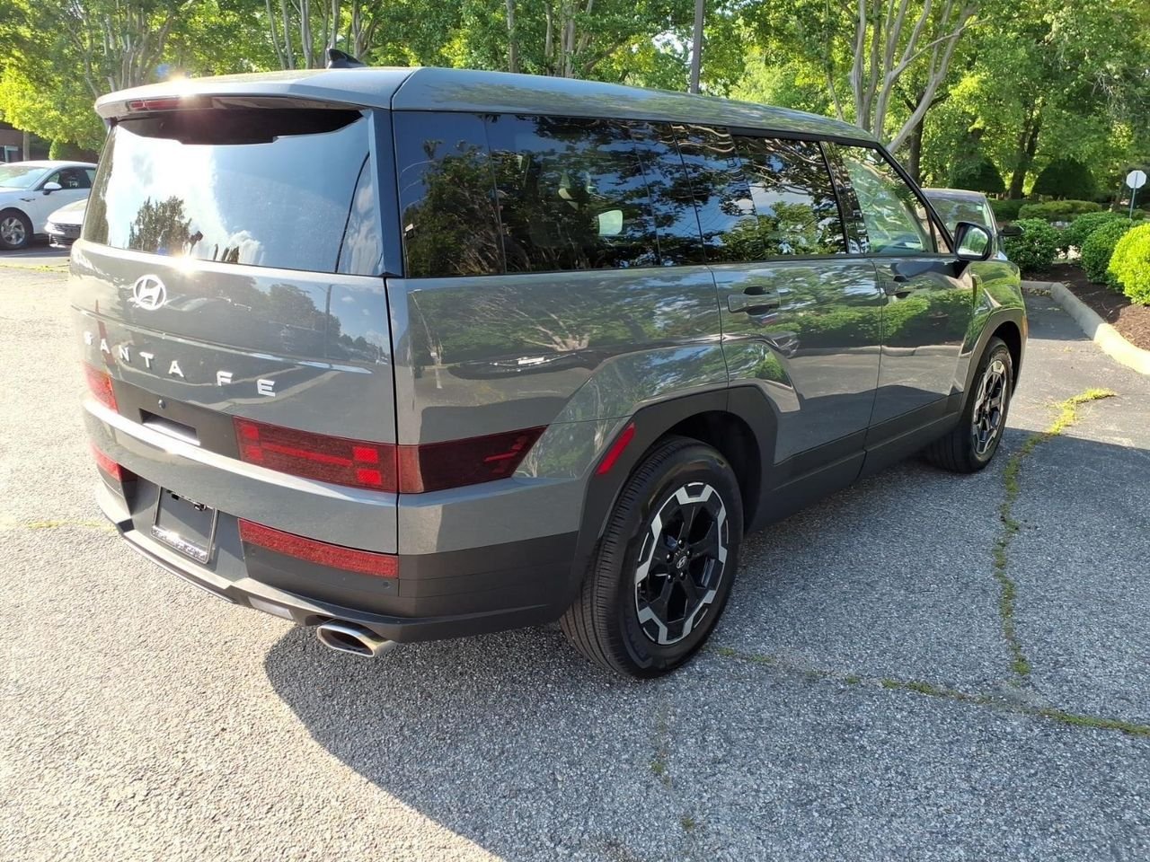 New 2026 Hampton Gray Hyundai SE FWD image 6