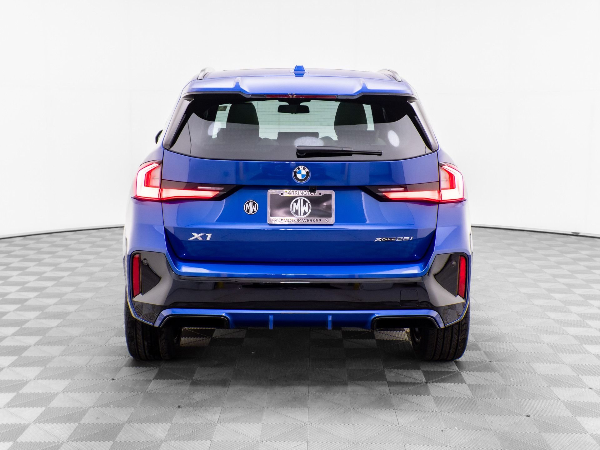 New 2026 Portimao Blue Metallic BMW xDrive28i image 5