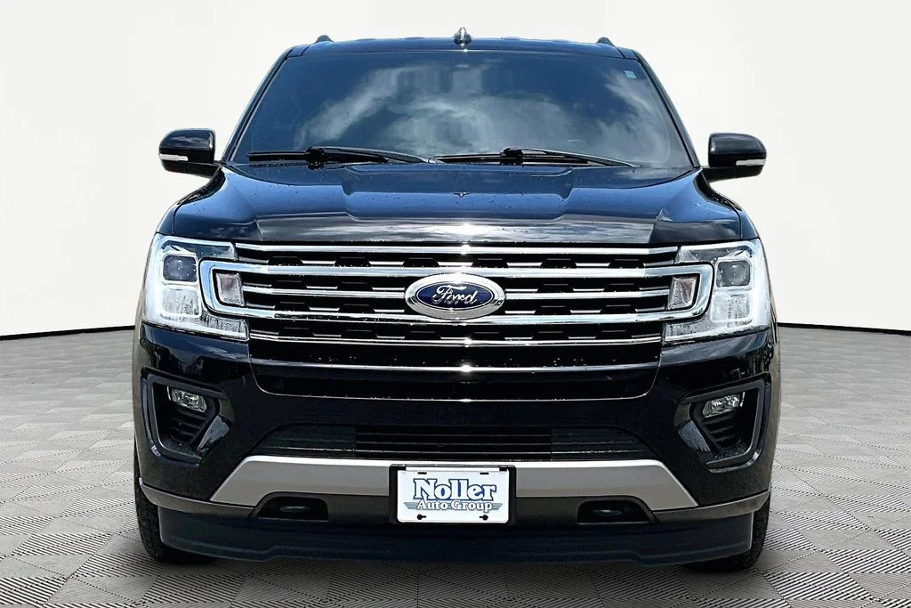 Certified Used 2020 Agate Black Metallic Ford XLT image 3