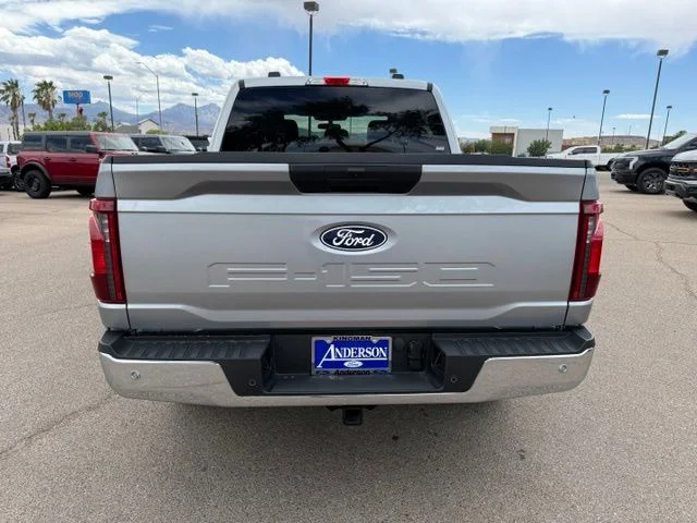 Used 2025 Silver Ford XL image 6